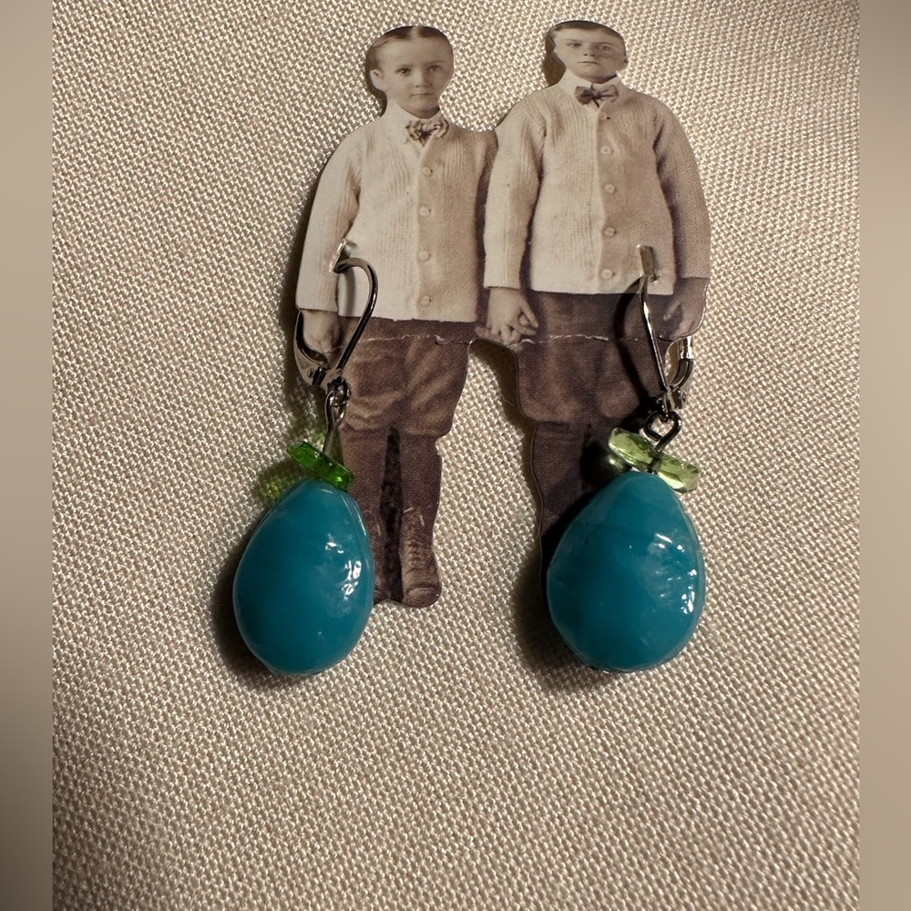 Pretty blue and green drop earring